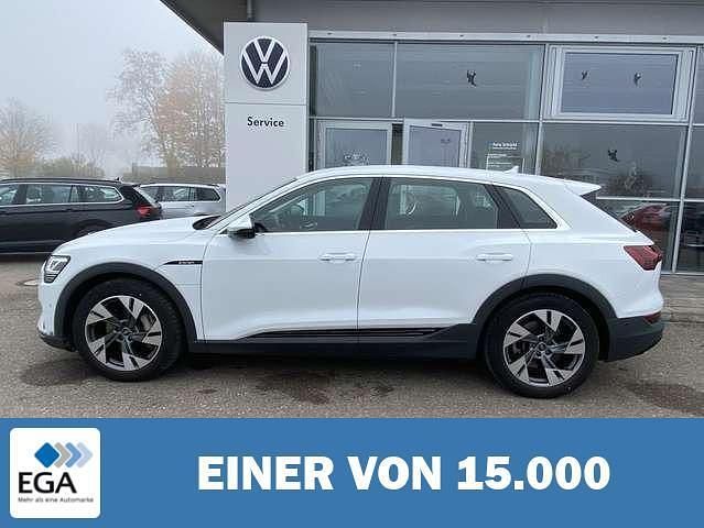 Gebraucht Audi e-tron 230 kW (313 PS) 2022 Weiß metallic SUV