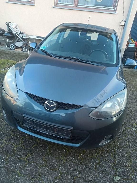Grau Gebraucht 2009 Mazda 2 Kleinwagen | 1.000 € (Superpreis) - Bild 1/4