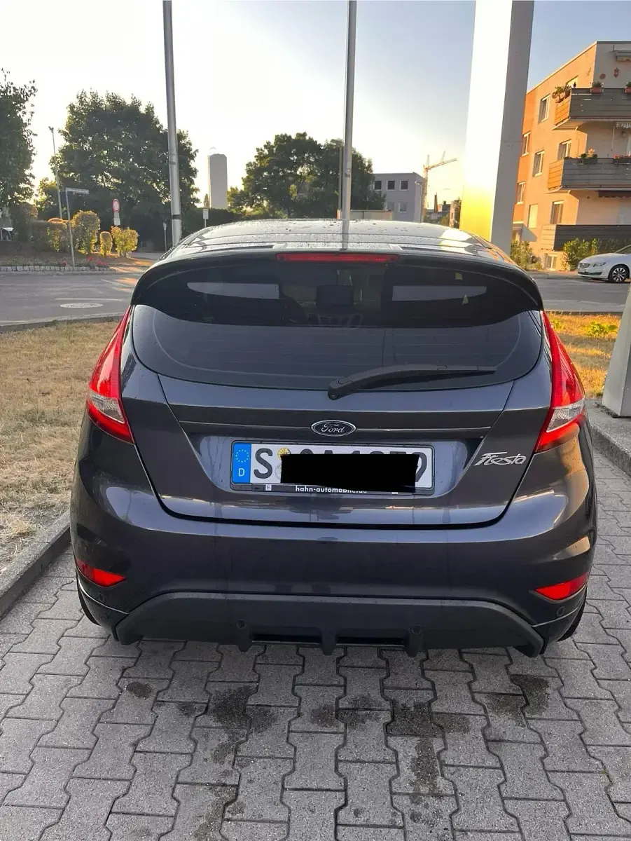 Usata Ford Fiesta 100 CV (73 kW) 2009 Utilitaria