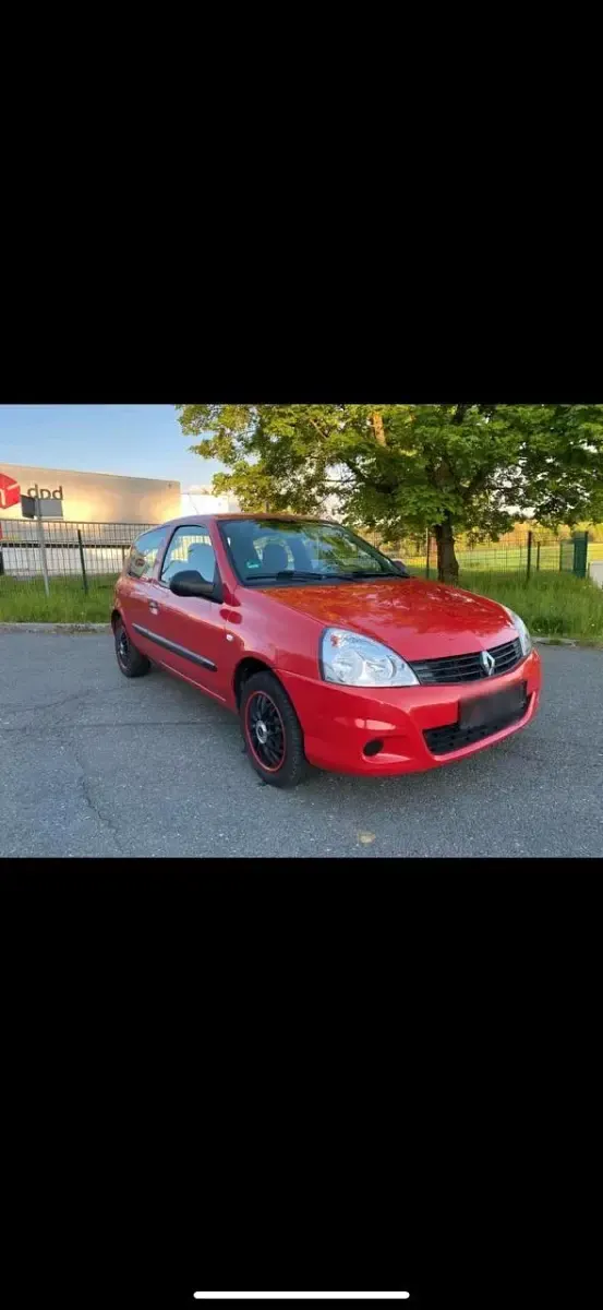 Gebraucht Renault Clio 75 PS (55 kW) 2010 Rot Kleinwagen