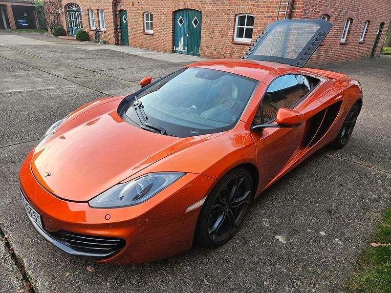 Orange Gebraucht 2012 McLaren MP4-12C | 87.980 € - Bild 1/4