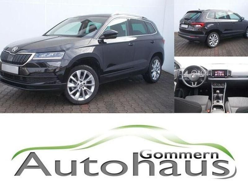 Schwarz Gebraucht 2019 Skoda Karoq Style SUV | 19.650 € (Guter Preis) - Bild 1/4