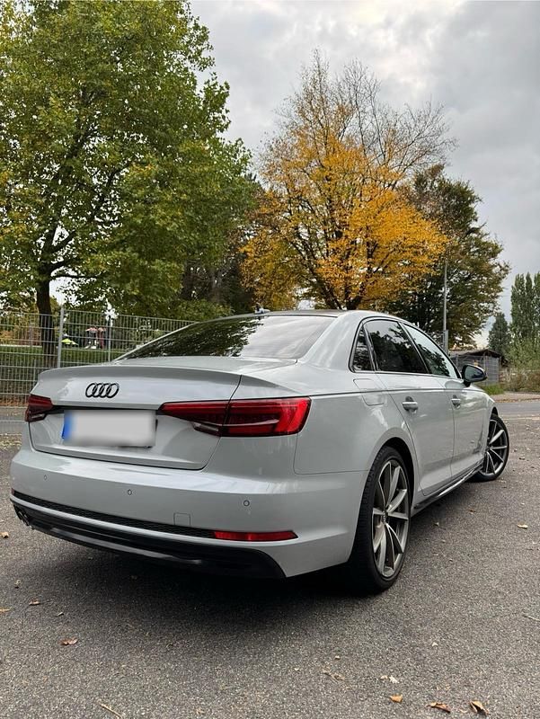 Gebraucht Audi A4 S-Line 190 PS (139 kW) 2016 Grau Limousine
