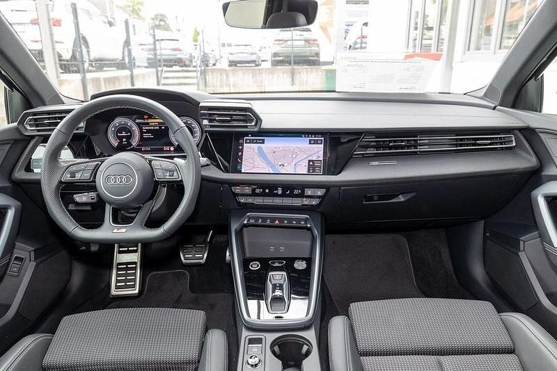 Gebraucht Audi A3 Advanced Plus 150 PS (110 kW) 2024 Blau Limousine