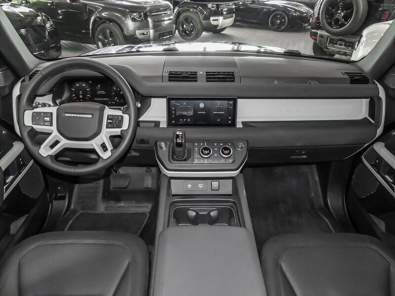 Gebraucht Land Rover Defender SE Dynamic 405 PS (297 kW) 2023 Santorini black (metallic) SUV