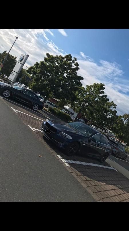 Gebraucht BMW 535 M Sport 299 PS (219 kW) 2011 Blau Limousine