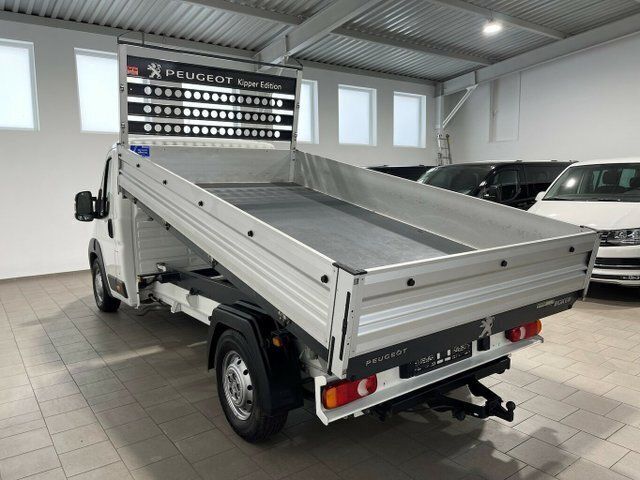 Gebraucht Peugeot Boxer 131 PS (96 kW) 2016 Weiß Van