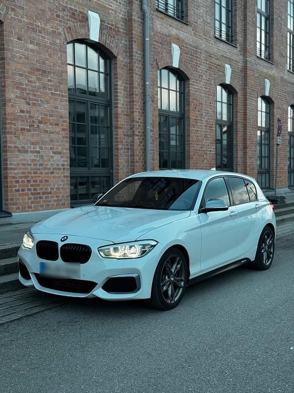 Gebraucht BMW M135 M Performance 326 PS (239 kW) 2015 Weiß Kleinwagen