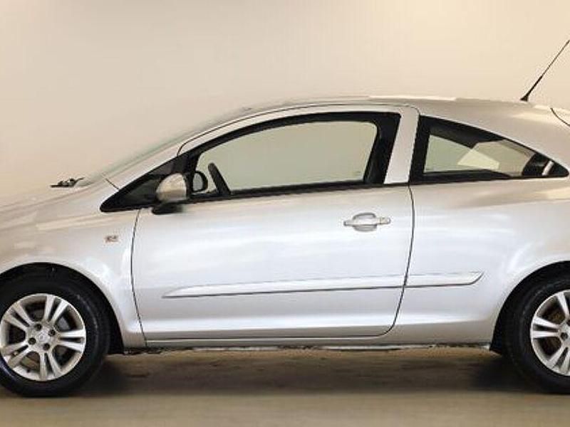 Gebraucht Opel Corsa Catch Me 60 PS (44 kW) 2007 Silber Kleinwagen