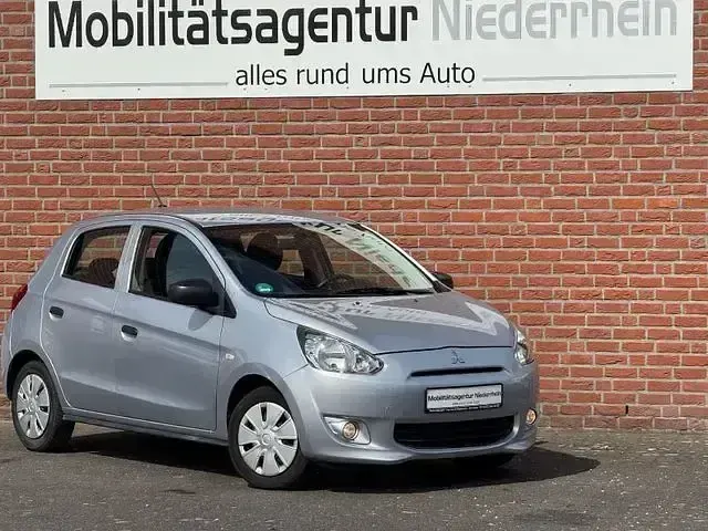 Gebraucht Mitsubishi Space Star 71 PS (52 kW) 2016 Grau Kleinwagen