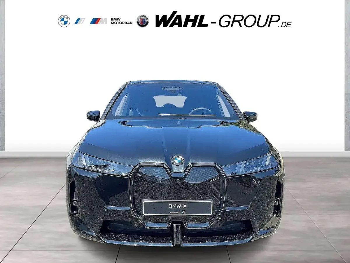 Gebraucht BMW iX M Sport 300 kW (408 PS) 2026 Schwarz SUV