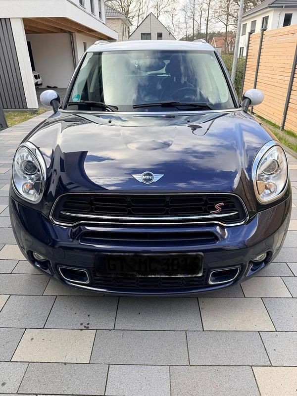 Usado Mini Cooper SD 143 HP (105 kW) 2014 Azul Citadino