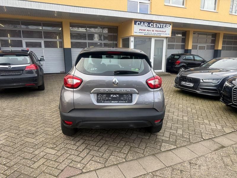 Gebraucht Renault Captur Dynamique 90 PS (66 kW) 2015 Grau SUV