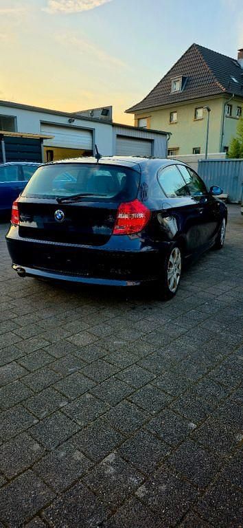 Gebraucht BMW 118 Performance 143 PS (105 kW) 2008 Blau Kleinwagen