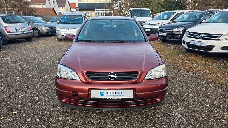 Gebraucht Opel Astra Edition 101 PS (74 kW) 2001 Braun Limousine