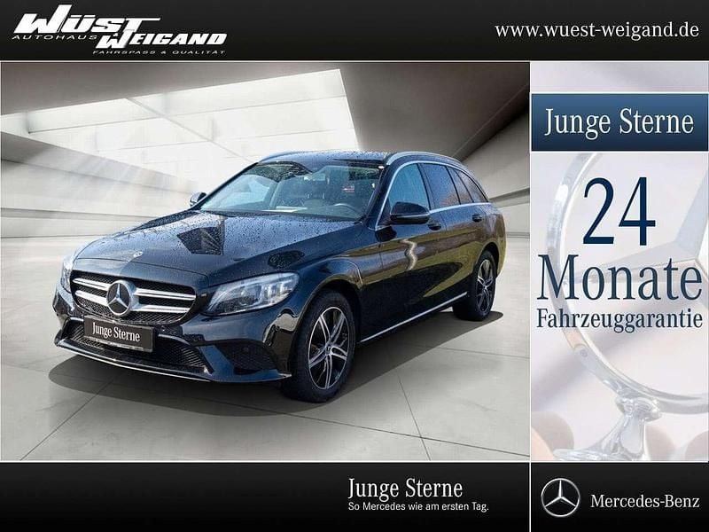 Schwarz Gebraucht 2020 Mercedes C220 Avantgarde Kombi | 32.400 € (Fairer Preis) - Bild 1/4