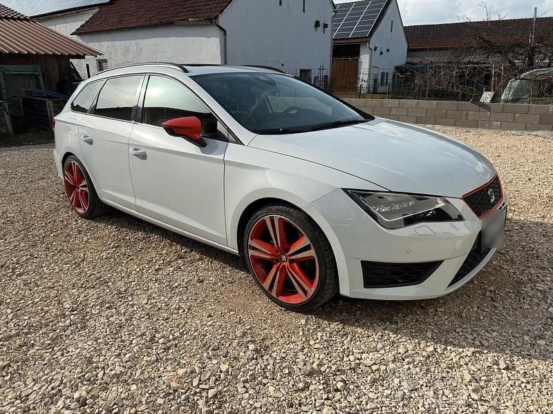 Gebraucht Seat Leon ST CUPRA 280 PS (205 kW) 2015 Weiß Kombi