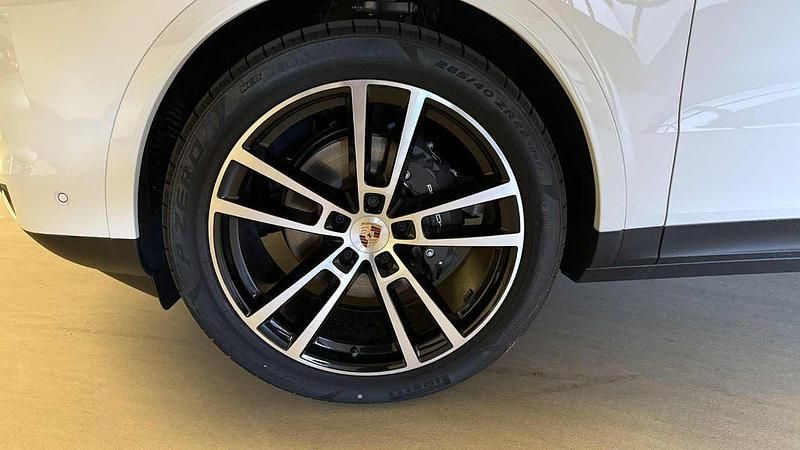 Gebraucht Porsche Cayenne Coupe 354 PS (260 kW) 2025 Weiß Coupé