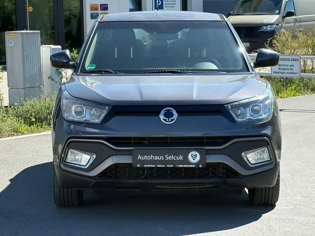Gebraucht SsangYong XLV 116 PS (85 kW) 2017 Blau SUV