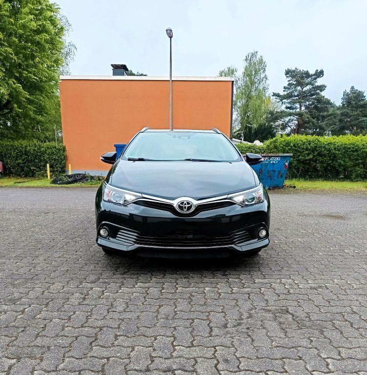 Schwarz Gebraucht 2018 Toyota Auris Touring Sports Kombi | 11.990 € (Guter Preis) - Bild 1/4