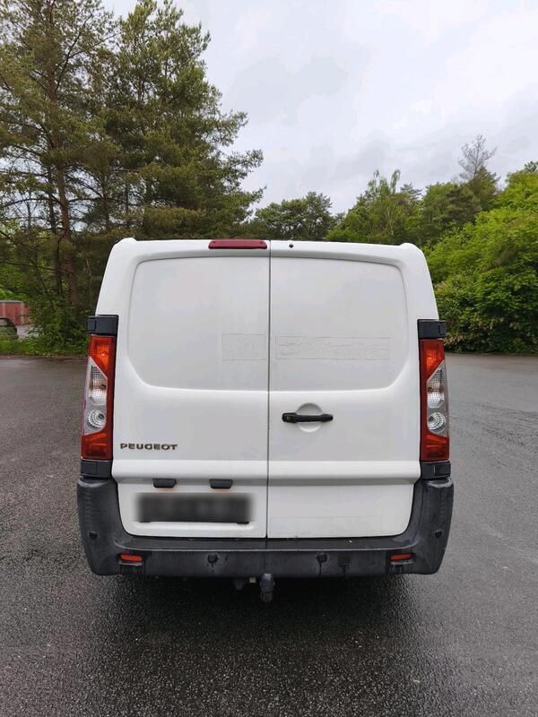 Weiß Gebraucht 2014 Peugeot Expert Van | 8.500 € (Etwas zu teuer) - Bild 1/4