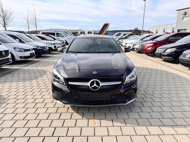 Gebraucht Mercedes CLA200 156 PS (114 kW) 2017 Schwarz Limousine