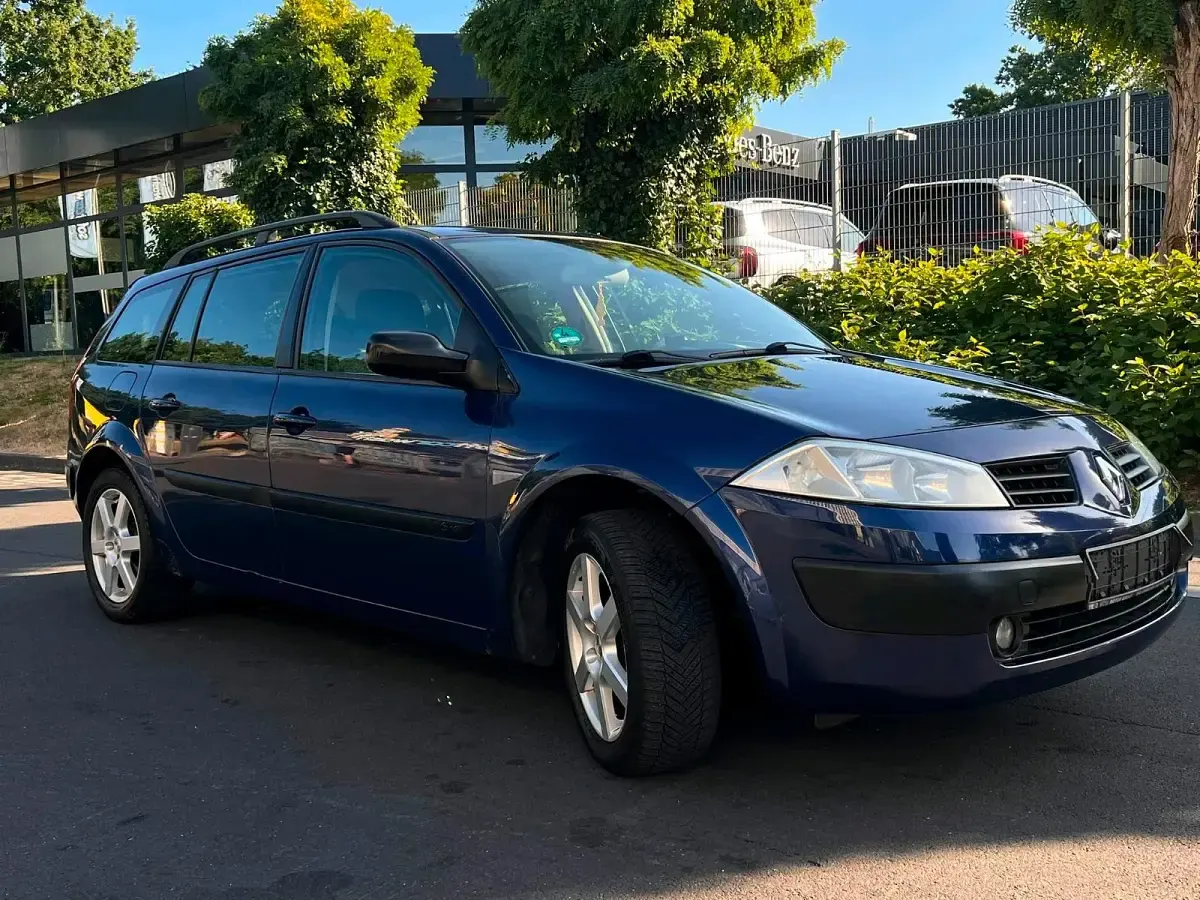 Gebraucht Renault Mégane II 140 PS (102 kW) 2004 Blau Limousine