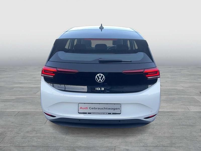 Gebraucht VW ID.3 Pro 106 kW (145 PS) 2022 Gletscherweiß schwarz Kleinwagen