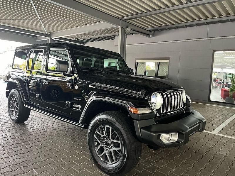 Schwarz Gebraucht 2024 Jeep Wrangler Sahara SUV | 65.390 € (Etwas zu teuer) - Bild 1/4