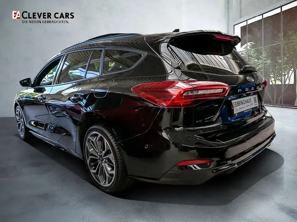 Gebraucht Ford Focus ST-Line X 155 PS (114 kW) 2023 Schwarz Kombi