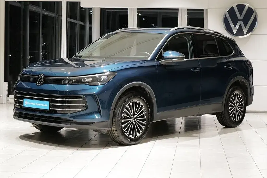 Gebraucht VW Tiguan Elegance 204 PS (150 kW) 2025 Nightshade blue metallic SUV