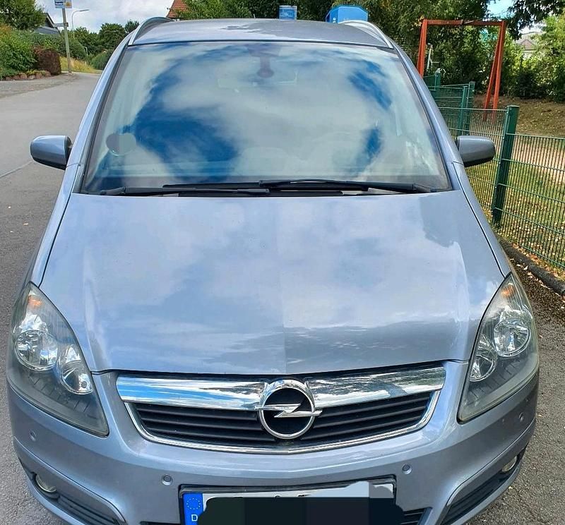 Grau Gebraucht 2006 Opel Zafira Van / Kleinbus | 1.000 € (Superpreis) - Bild 1/4