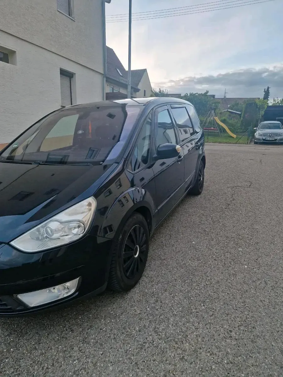 Gebraucht Ford Galaxy 140 PS (102 kW) 2008 Schwarz Van / Kleinbus