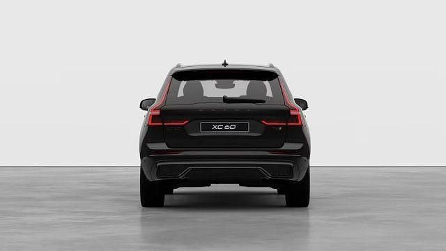 Neu Volvo XC60 Plus 349 PS (256 kW) 2025 Schwarz SUV