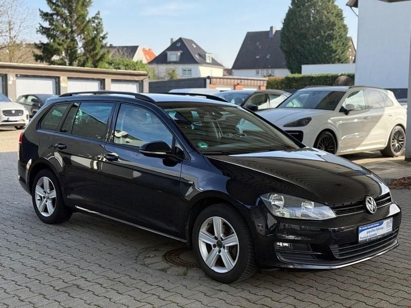 Gebraucht VW Golf VII 105 PS (77 kW) 2013 Schwarz Kombi