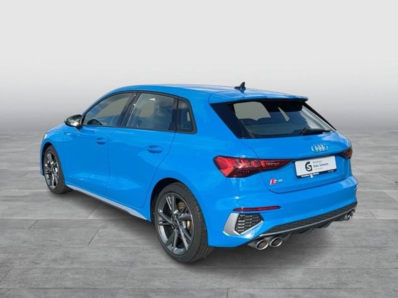 Gebraucht Audi S3 Design 310 PS (228 kW) 2022 Blau Limousine