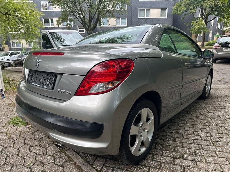 Gebraucht Peugeot 207 CC Premium 156 PS (114 kW) 2011 Cabrio