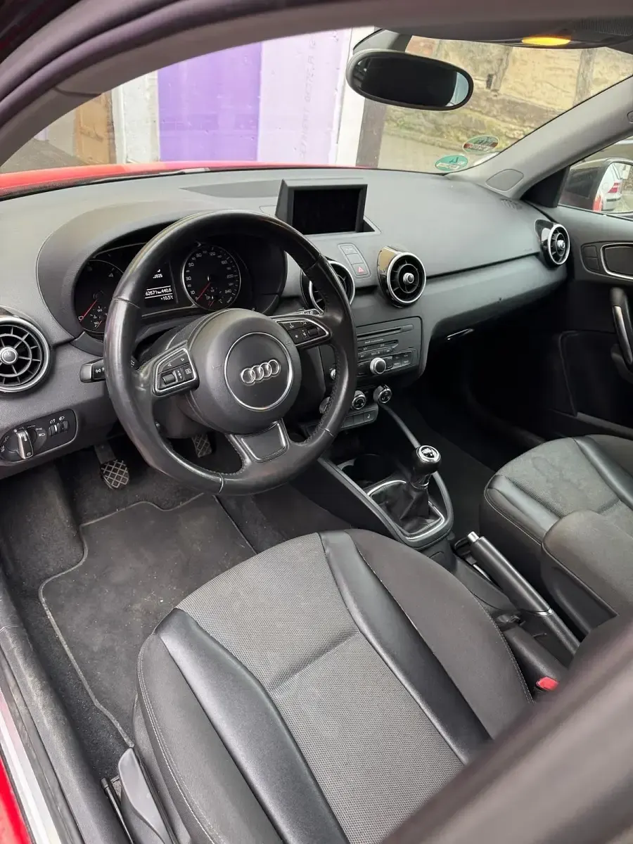 Gebraucht Audi A1 2013 Rot Kleinwagen
