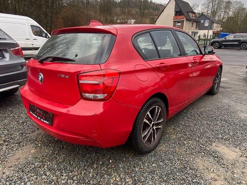 Gebraucht BMW 116 116 PS (85 kW) 2013 Rot Kleinwagen