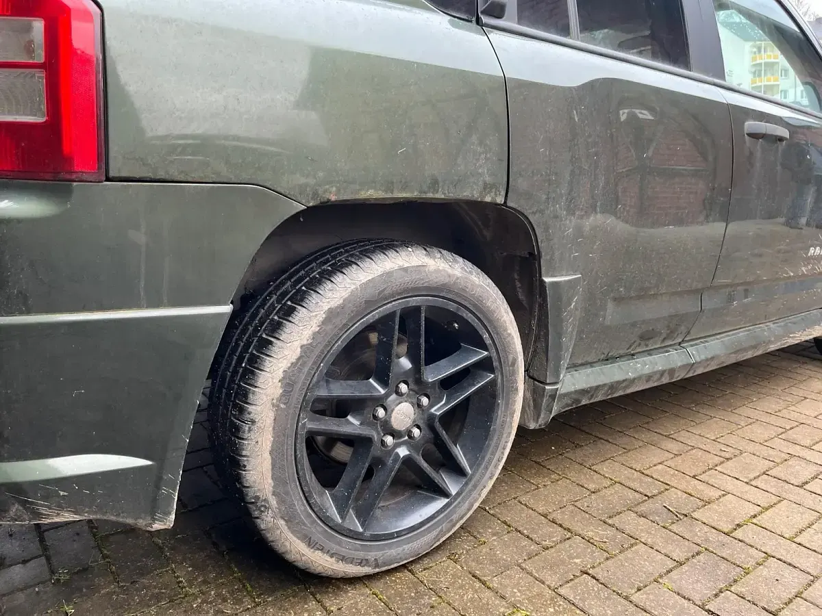Gebraucht Jeep Compass 140 PS (102 kW) 2008 Grün SUV