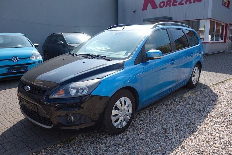 Usata Ford Focus Style 101 CV (74 kW) 2009 Blu Berlina
