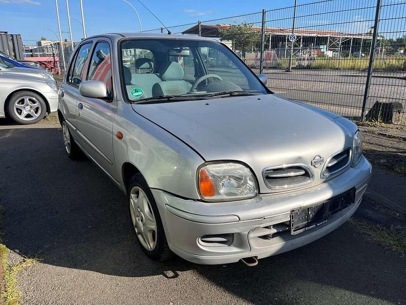 Silber Gebraucht 2002 Nissan Micra Kleinwagen | 990 € (Guter Preis) - Bild 1/4