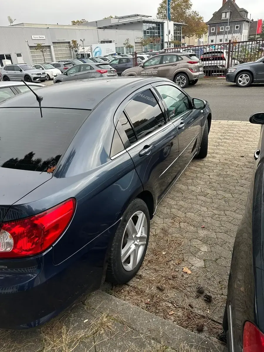Gebraucht Chrysler Sebring 170 PS (125 kW) 2008 Blau Limousine