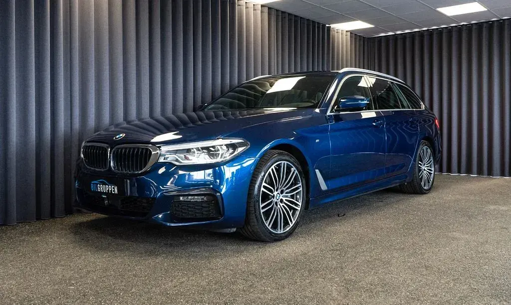 Gebraucht BMW 540 M Sport 320 PS (235 kW) 2019 Blau Kombi