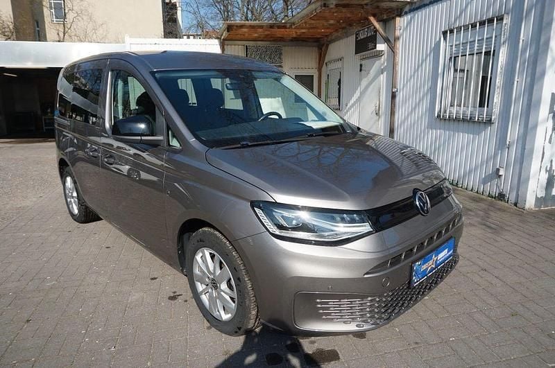 Gebraucht VW Caddy Life 102 PS (75 kW) 2022 Grau Van / Kleinbus