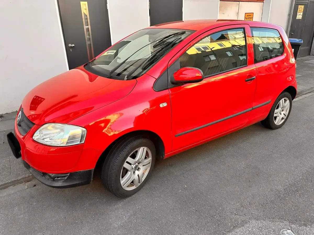 Gebraucht VW Fox 55 PS (40 kW) 2006 Rot Kleinwagen