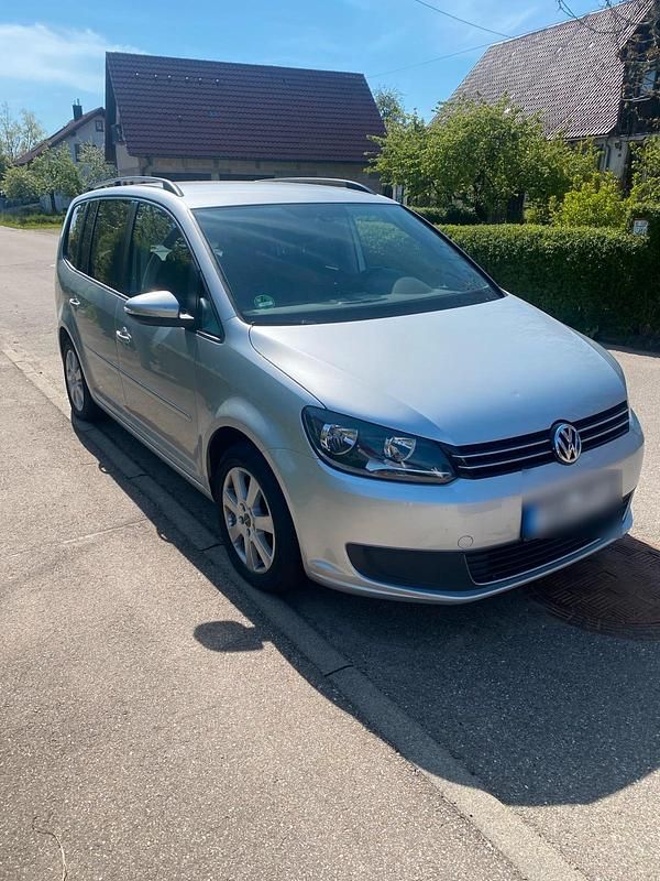 Gebraucht VW Touran 103 PS (75 kW) 2013 Silber Van / Kleinbus
