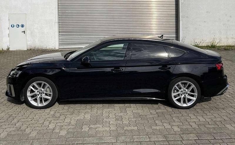 Schwarz Gebraucht 2020 Audi A5 Sportback Sport Coupé | 27.250 € (Guter Preis) - Bild 1/4