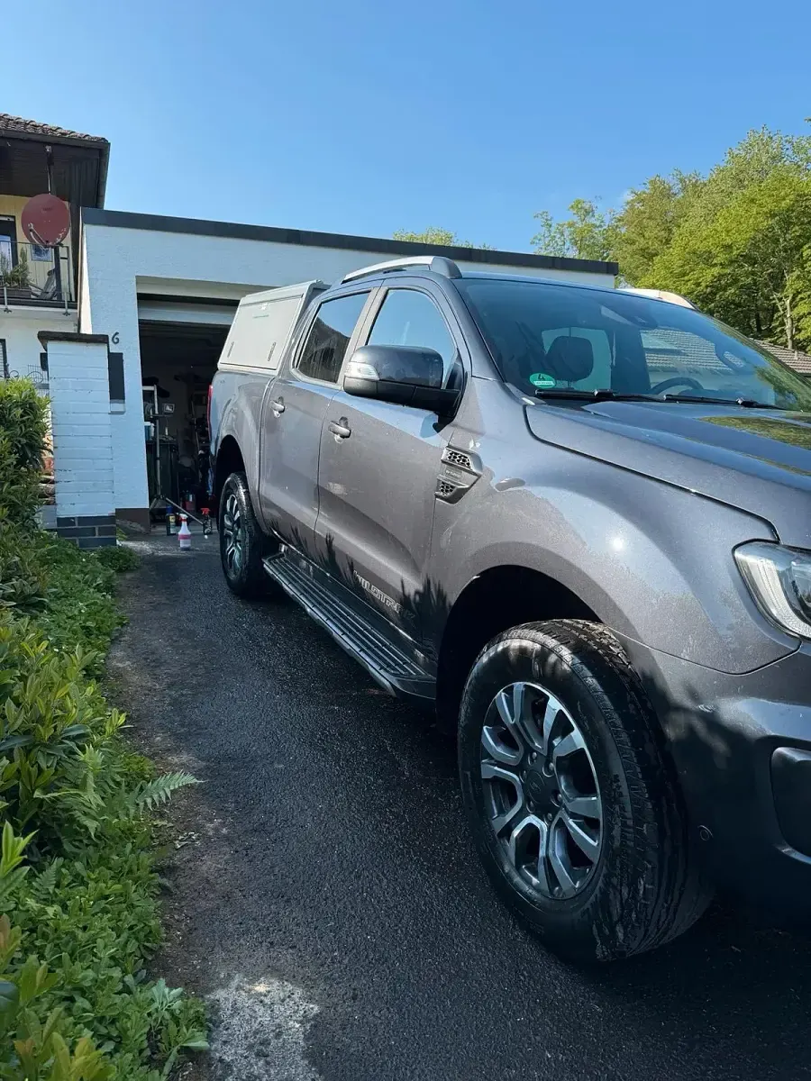Gebraucht Ford Ranger Wildtrack 214 PS (157 kW) 2021 Grau Pickup
