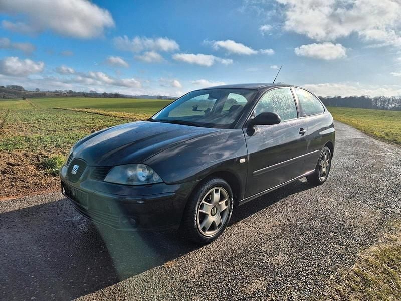 Gebraucht Seat Ibiza 101 PS (74 kW) 2003 Schwarz Kleinwagen